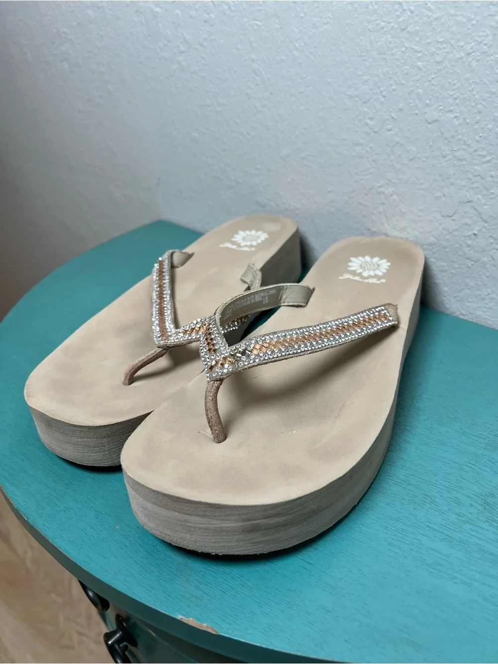 Yellow box Gold-Beige Rhinestone Platform Flip Flops - Women's - Picture 2 of 5